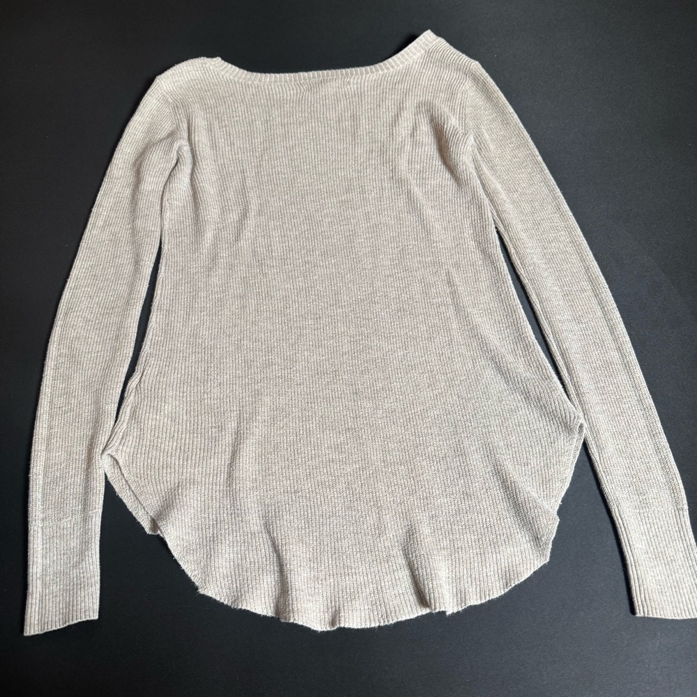 American Eagle Cream Ribbed Knit Sweater XS Minimalist Preppy - Picture 2 of 3